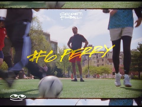 S1 - E6 - Perry Secret Football