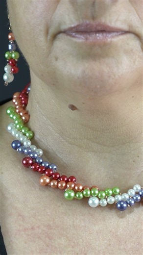 DIY multicolor pearl necklace easily and simply! | Miarti - Creative ideas