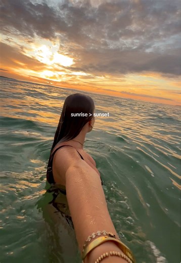 Sunrise vs Sunset: The Ultimate Ocean Dunk Experience