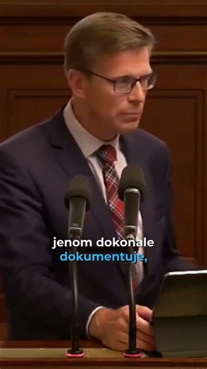 Samolibý úsměv Petra Macinky