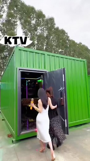 Customized Mobile Party Room