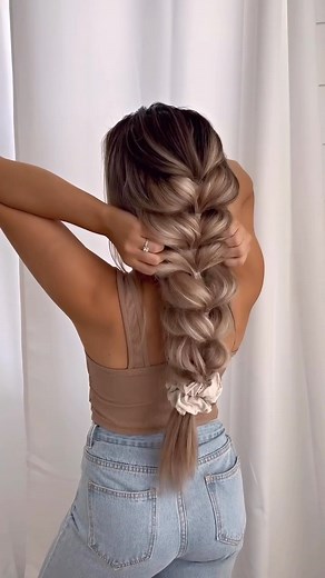 Daily Hair Tutorials 💇‍♀️ | Beautiful hair braid tutorial for you😍 Here you get amazing hair style ideas and learn simple beautiful hair styles ❤️ . Video :... | Instagram