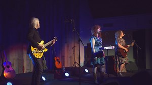 27 reactions | Chris Masterson on lead guitar, Eleanor Whitmore on keys & co-lead vocals, and Bonnie Whitmore on acoustic guitar while sharing co-lead vocal duties -- we rolled on it all during The Whitmore Sisters' 'Ghost Stories' live set and taping at the 04 Center in Austin. Here's their performance of "Learn to Fly," but first the ladies tell us that the song's lyrics are quite literal as they were both raised to be pilots. | Texas Music Scene TV | Facebook