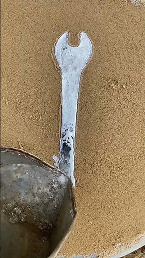 Car Keys Made in Sand Mold | Satisfying Metal Casting