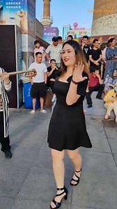 You'll Love This Xinjiang Street Dance! 💃🇨🇳