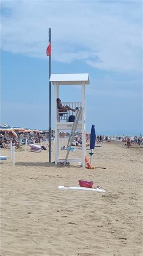 Lifeguard girl 🌊 BEACH BIBIONE ITALIA 🇮🇹 #shorts