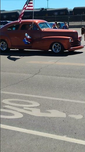 10:38 Saturday July 4th in front of my house on Merrill in Glendive Montana 😇