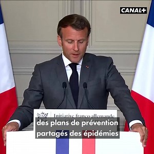 32K views · 122 reactions | Emmanuel Macron et Angela Merkel viennent d’annoncer un effort qu’ils qualifient de colossal : un fonds de relance de 500 milliards d’euros solidaire pour les régions européennes en difficulté. ⤵ | L'info du vrai | Facebook