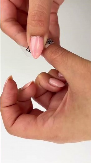DIY Nail Decals! 💅🏼| Easy Tutorial!