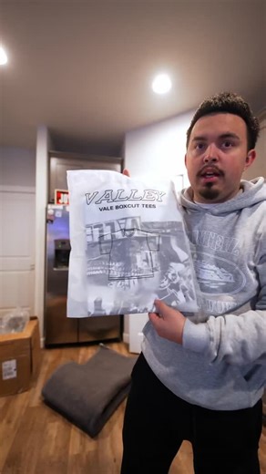 Uno / OneWay | Creator on Instagram: "We got Vale coming in from YoungRich 🔥🔥 #oneway #mbm #sneakerhead #fyp"