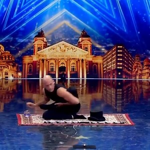 UNBELIEVABLE Human Quick-Change Magic that SHOCKED The Judges! | Waraka Online