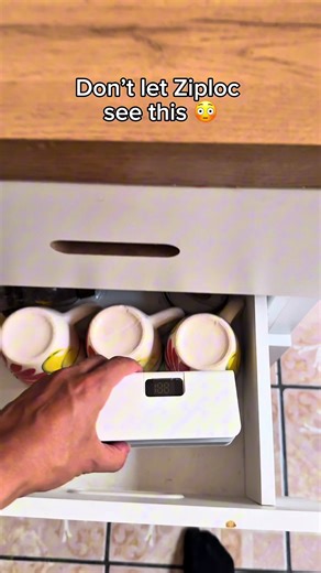 Sealify: Upgrade Your Kitchen with a Mini Bag Sealer