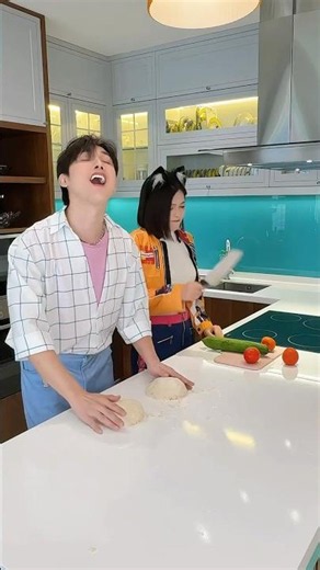 What is Jinu fantasizing about #kpopdemonhunter #jinu #rumi #shorts