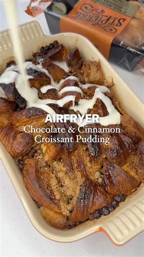 Chocolate & Cinnamon Croissant Pudding 🥐 AD If you love croissants and cinnamon rolls, this is the ultimate crossover. This croissant pudding makes the perfect brunch, made even better with buttery croissants from @stpierreuk Ingredients: - 6 @stpierreuk croissants, cut into cubes - 50g milk chocolate chips - 50g dark chocolate chips - 400ml cream - 200ml milk - 4 large eggs - 50g caster sugar - 1 tsp sweet cinnamon powder - 1 tbsp vanilla extract - 30g light brown sugar For the glaze: 250g ici