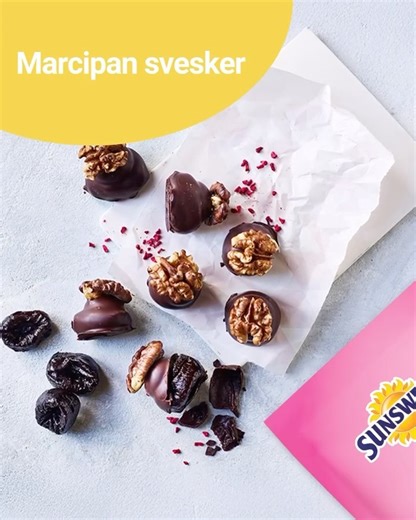 Har du svært ved at finde på noget nyt til årets julekonfekt? Julen kalder på noget særligt - prøv med svesker 🎁 Med denne opskrift har du en sikker vinder! #sunsweet #svesker #marcipankonfekt | Sunsweet UK & Ireland