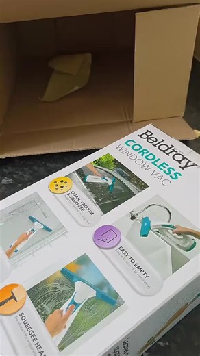 The only window vac you'll ever need... #windowcleaning #cleantok #tiktokmademebuyit #windowvac #cleaninggadgets