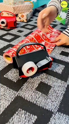 ✂️ Wrapping Paper Cutter – Cut Gift Wraps Easily & Neatly! #SmartProducts #DIYHacks #GiftIdeas #DailyUse #LifeHacks | Tanushree Creations