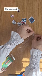 Easy diy bookmark 📖❤️ #recycle #crafty #handmadewithlove #handmade #handmadecrafts #craft #crafts #diy #diyprojects #diyhomedecor #diyideas #diyhome #diycrafts #home #homedecor #homedecoration #craftyamiras | C R a F T Y