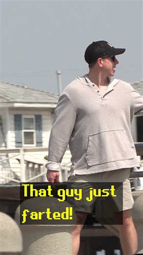 Wet Fart Prank on the Beach! 💦💨