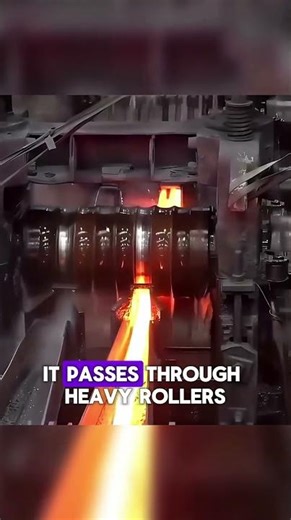 Do You Know Molten Steel Can Suddenly Explode Like This? 🔥