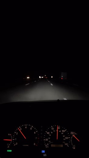 Saud | Mobile Photography for Beginners on Instagram‎: "‏﴿ مِزَاجُهَا زَنجَبِيلًا (17) عَيْنًا فِيهَا تُسَمَّىٰ سَلْسَبِيلًا (18) ۞ وَيَطُوفُ عَلَيْهِمْ وِلْدَانٌ مُّخَلَّدُونَ إِذَا رَأَيْتَهُمْ حَسِبْتَهُمْ لُؤْلُؤًا مَّنثُورًا ﴾ . . تابع الحساب… هنا يجتمع الجمال والطمأنينة. . اضغط متابعة… هنا نلتقط الجمال كما خُلق، ونرافقه بتلاوة تُنير القلب.” @saud.aloufe . . طبيعة عمان • مناظر طبيعية سلطنة عمان • قرآن كريم مع مناظر طبيعية • هدوء الطبيعة العمانية • تصوير الطبيعة في عمان • مناظر خلابة من عمان