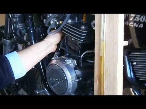 HONDA V45 MAGNA / VF750C / RC09 1982 Carb sync/ reglage