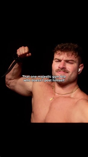That one majestic gym bro at the gym 😎