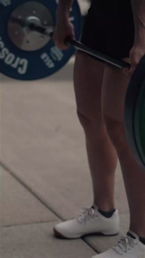 CrossFit Girl Training: Never Give Up!