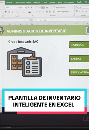 ¿Sigues llevando tu inventario de forma manual? En este video te muestro un sistema de inventario inteligente hecho en Excel. Un archivo que automatiza gran parte del trabajo gracias a macros. Este sistema te permite tener control total de tus productos. Podrás registrar entradas de mercadería al inventario. También podrás registrar salidas de productos fácilmente. Cada movimiento actualiza el stock automáticamente. Sin cálculos manuales. Sin errores en las cantidades. Todo queda registrado dent