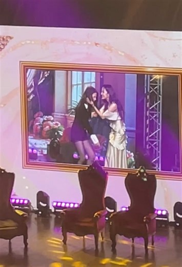 FreenBecky in Manila 2025 ✨ #FreenSarocha #BeckyArmstrong #FreenBecky #srchafreen #beckysangels