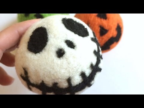 How to Felt Wool Dryer Balls 4 Ways: Pantyhose Method & Needle Felting Method