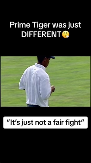 Tiger Woods hits an all time shot on the 6th hole of the second round of the 2000 US Open. Tiger went on to win the tournament by 15 strokes.😳 #tigerwoods #usopen #golf #unreal #fyp #viralvideo