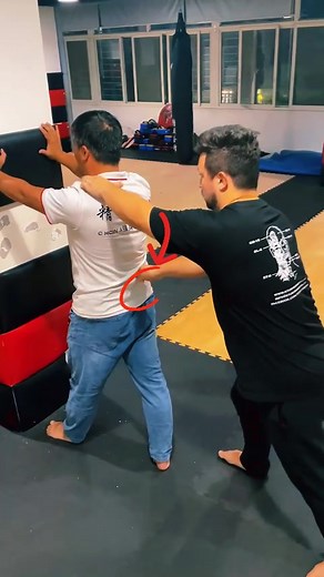 Effective Pressure Points in Self-Defense Techniques