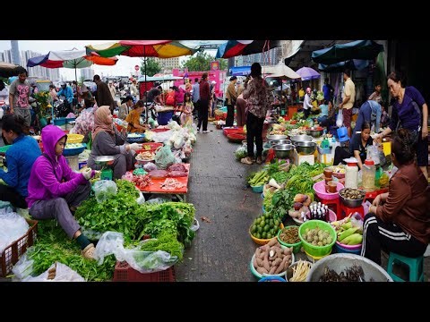 Cambodian Early Morning Vegetable Market 2025 – Daily Activities Of Khmer People Buy Some Food