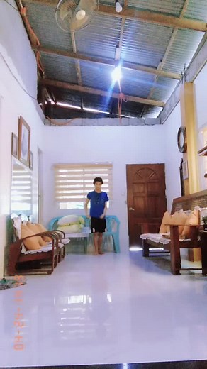 Gymnastics Tutorial: How to Do Splits and Calisthenics Workout