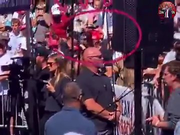 RT @ProjectConstitu: 🆘New Clip DROPPED From The Charlie Kirk Assassination Showing NEW Angle—Rick Cutler Interacted With A Man In A Black S…