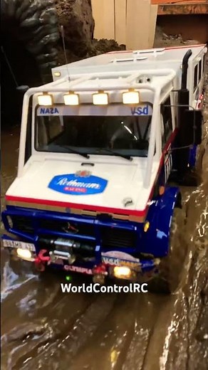 RC Scale Crawler Unimog Rothmans Mud Action