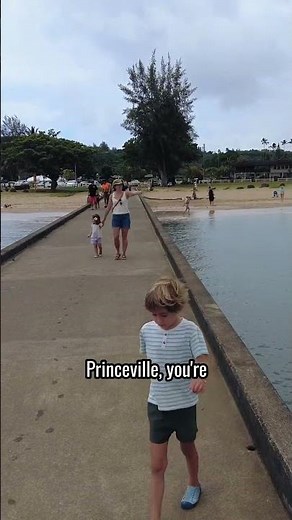 Poipu vs Princeville: Where to Stay on Kauai?
