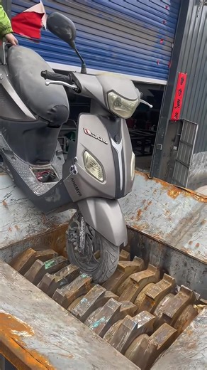 Experiencia ASMR con Trituradoras