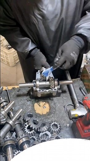 Automobile drive shaft installation
