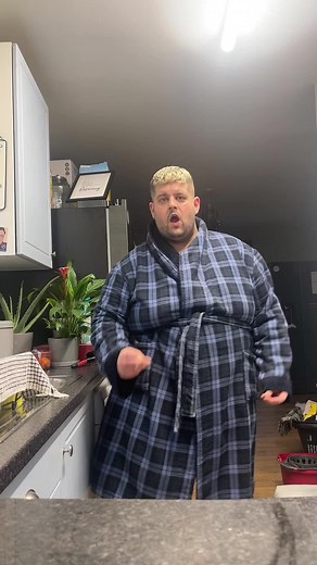 Comfortable Indoor Style: plaid robe in the kitchen