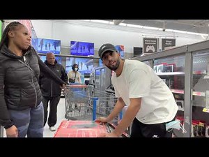 Taking Peoples Stuff On Black Friday 😂🏃