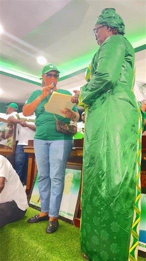 14K views · 452 reactions |  The wife of the National Chairman Emeritus, Mrs. Ann Marie Harding hands over the Office of the First Lady of the SLPP to the wife of the incoming National Chairman, Hon. Mrs. Wuyatta Songa.  | Unity House - Sierra Leone | Facebook