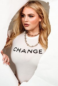 Inspiring Songwriter and Body Positive Model CHEL Releases Timely New Single “Nasty Woman”