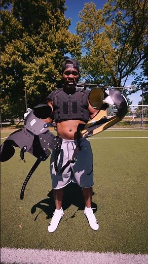 2in1 Football Shoulder Pads: Whats the Difference Between the Carbon and Poly Models?