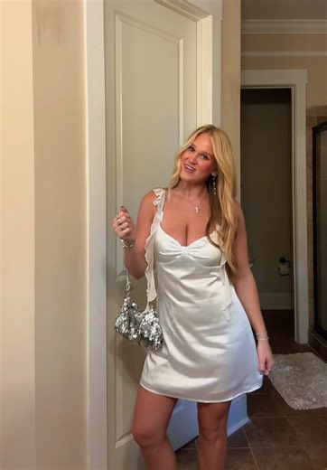 here’s my party dress 😛✨ obsessed w this look it’s so prettyyyy #transition #dress #ootd #outfitcheck #transitiontok