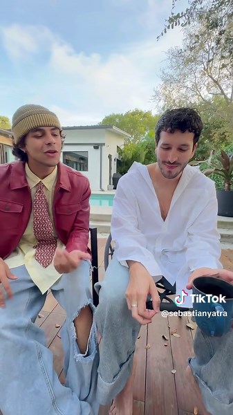 A @Robi le gusta más la parte 2… tú qué dices? ✨🎨 | robitussin