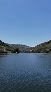 Situada na margem direita do Rio Douro é o mais belo tesouro escondido do Alto Douro Vinhateiro, a Vila do Pinhão. Rodeada de uma paisagem natural absolutamente divinal e deslumbrante, a bela Vila do Pinhão, com 622 habitantes, é dos locais a descobrir e maravilhar no nosso belíssimo Tour Viver o Douro. Pinhão pertence ao concelho de Alijó no distrito Vila Real. Viver Portugal Tours é viver Portugal com mais encanto. 351 93 971 95 13 tours.viverportugal@gmail.com www.viverportugaltours.com | Viv