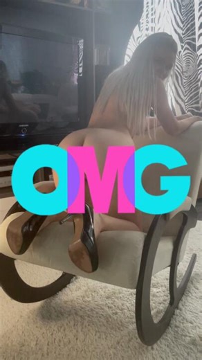 Something about the way I swing on the rocking chair seems too intimate to me, do you want to join? 🥵 - Lanacharm Official Profile | LoyalFans
