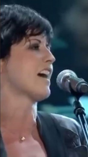 This Zombie Rendition Is Absolutely Haunting RIP #cranberries #livemusic